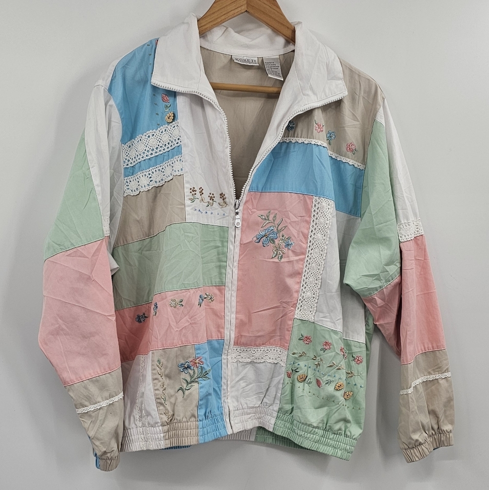 Vintage GrannyCore Bomber Jacker Pastel Lace Size Large